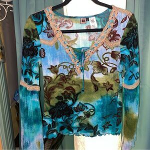 FORBIDDEN top long beaded v neck long mutton type sleeve, EUC